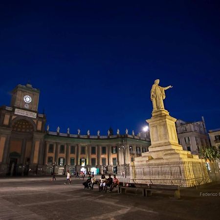 Casetta Soriano - Piazza Dante ナポリ エクステリア 写真